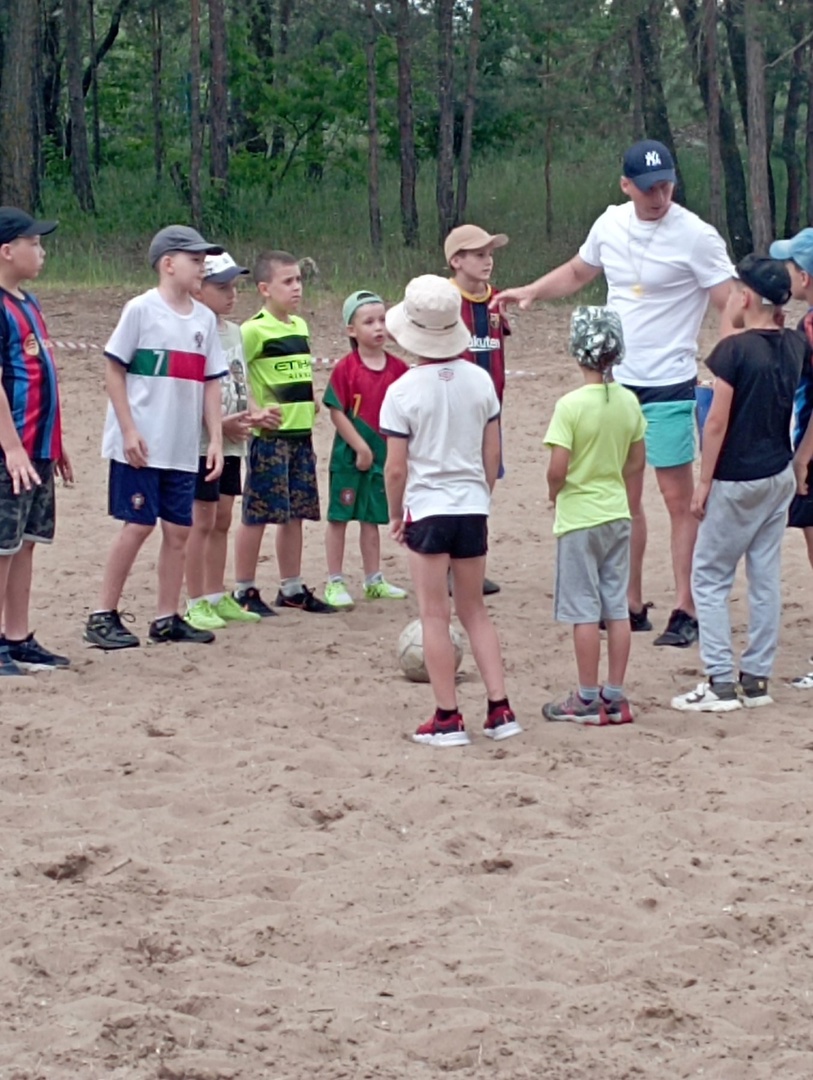 8 июня в загородном лагере «Гранит» в первой смене состоялся I этап областного турнира «Лето с футбольным мячом»